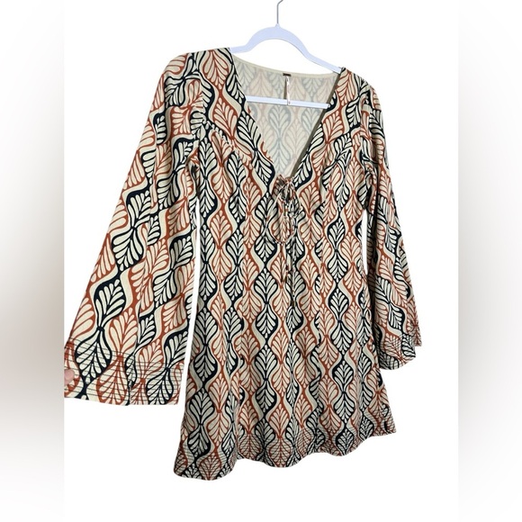 Free People | Gia Shift Mini Dress | Size XS | Boho Mini Dress | Bell Sleeves - Picture 3 of 7